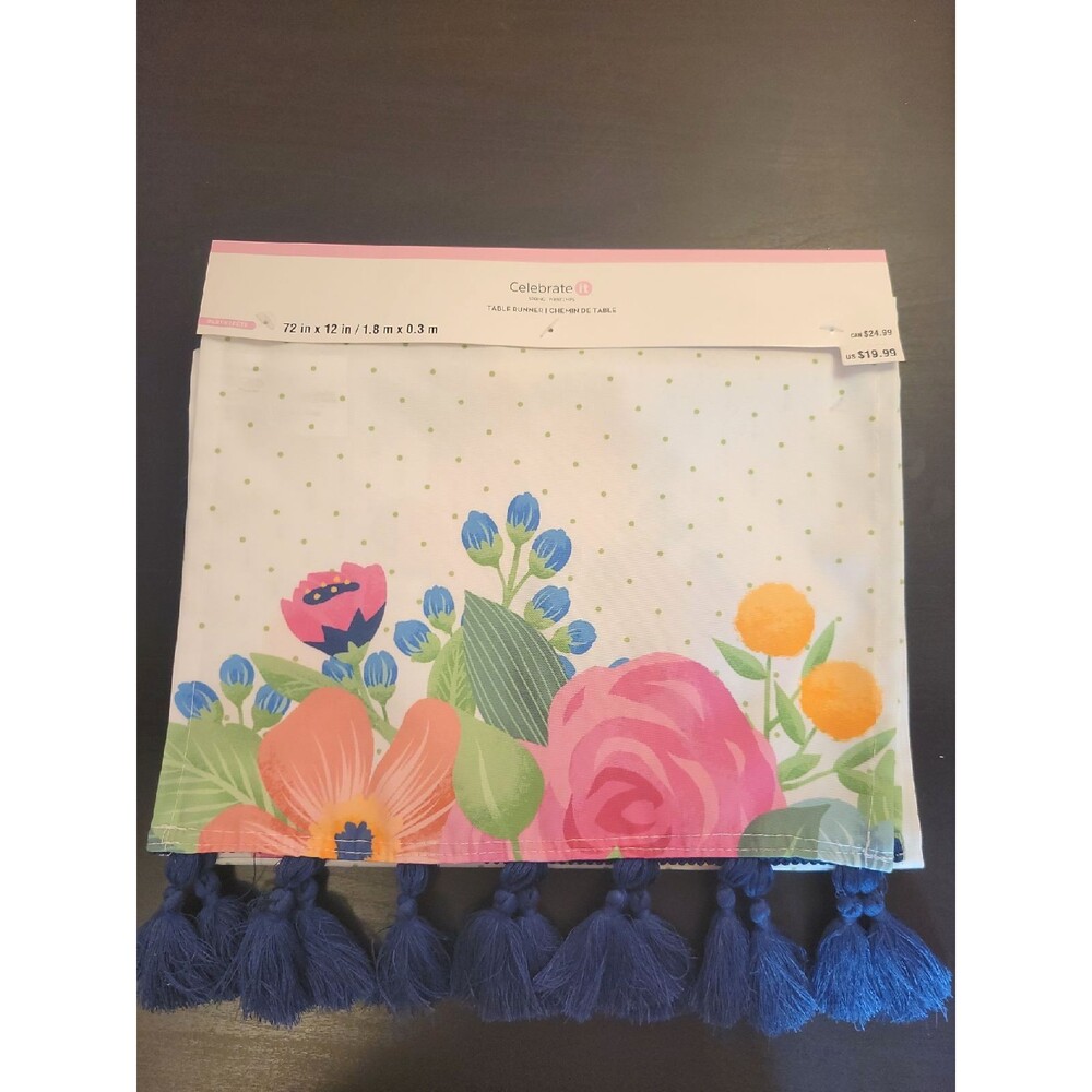 Floral table runner
